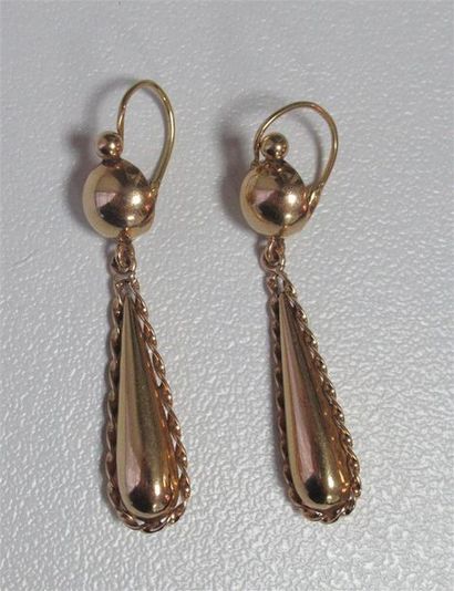 null Paire de pendants d'oreille en or jaune 18 K (750/oo) figurant des gouttes -...