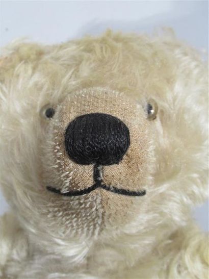 null Dans le goût d'ELISABETH MEREDITH - Deux ours "TEDDY BEAR" en laine et mohair....