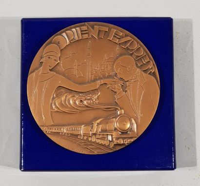null MONNAIE DE PARIS - Médaille commémorative en bronze par C. GONDARD - Orient...