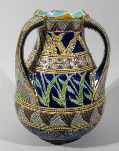null BOCH (attribué à) - Vase en grès émaillé cloisonné à trois anses, à décor d'épis...