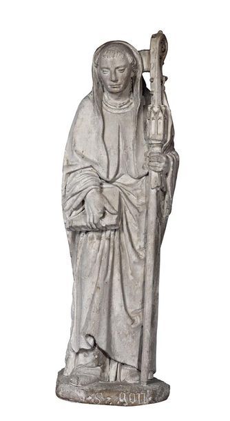 null Rare représentation de saint Gond en pierre calcaire sculptée. Debout, l'abbé...