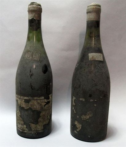 null 2 bouteilles de Chateau Neuf Du Pape 1943 étiquettes abimées ou absentes, niveaux...