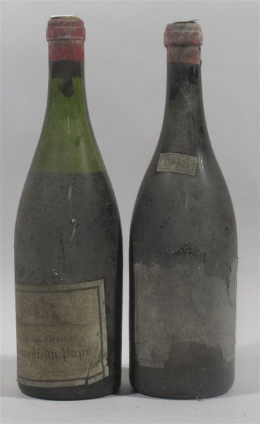 null 2 bouteilles de CHATEAU DES FINES ROCHES 1943 (niveau bas)