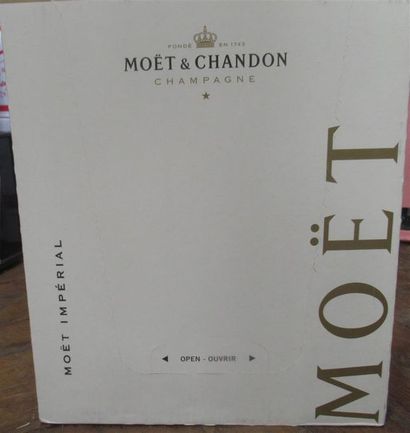 null Six bouteilles de champagne MOET & CHAMDON brut (0,75 litres)