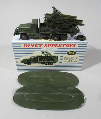 null DINKY SUPERTOYS - Camion militaire Brockway avec pont de bateaux N°884 (dans...