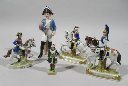 null Ensemble de figurines en porcelaine et faïence dont : sous-officier de cavalerie,...