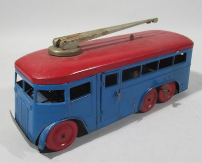 null Bus tramway en tôle peinte bleue et rouge à remontage à clé - Marqué MADE IN...