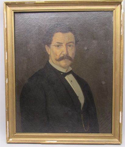null Ecole française du XIXe siècle "Portrait d'homme à la moustache" Huile sur toile...