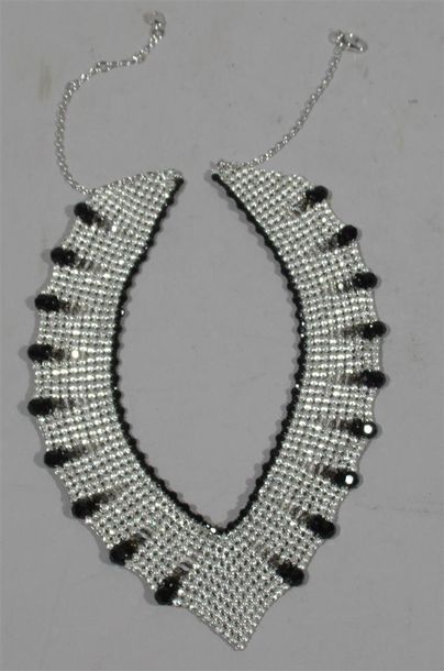 null SWAROVSKI - Important collier en métal pavé de cristal alterné de cristal noir...
