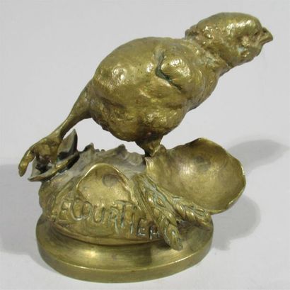 null PROSPER LECOURTIER (1851-1924) "Poussin sortant de sa coquille" Epreuve en bronze...