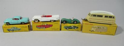 null DINKY TOYS - Ensemble de quatre petites voitures Dinky Toys dont : * Caravane...