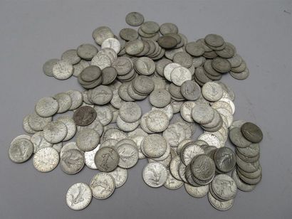 null Important ensemble de pièces de monnaies démonétisées en argent 1 Francs - Poids...