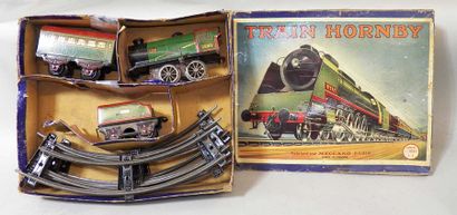 null MECCANO train express HORNBY - locomotive + tender + wagon et rails (accidents)...