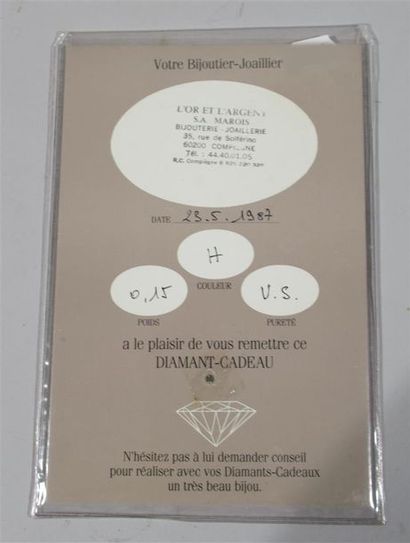 null Diamant sur papier calibrant 0,15 carat environ - Couleur H - Pureté V.S. (avec...