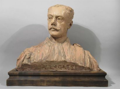 Friedrich BEER (1846-1912) "Portrait de Monsieur Lagasse" Important buste en terre...