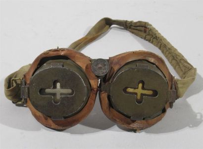 null Paire de lunette de Tankiste modèle 1939 en cuir et métal, les yeux ouvrant...