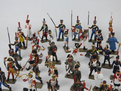 null ATLAS- STARLUX : Lot de 103 soldats en plomb, soldat de Napoléon. (petites ...