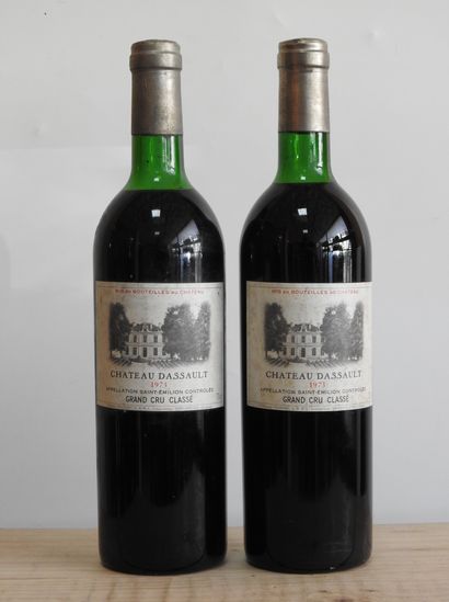 2 bouteilles 
Château Dassault - Saint Emilion...