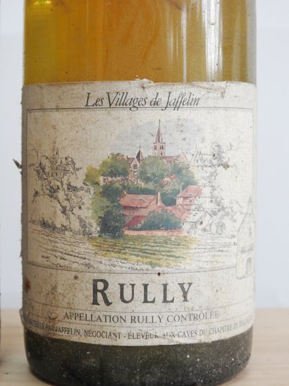 null 3 bouteilles 

1 bouteille les villages de Jaffelin, Rully, 1988.

1 bouteille...