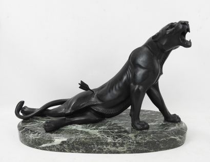 null Louis Albert CARVIN (1875-1951). Panther hit by an arrow. Proof in bronze with...