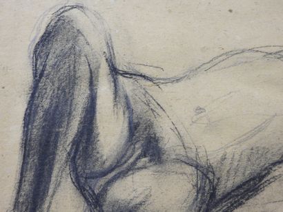 null Marcel HOMS (1910-1995): Study of a reclining nude woman. Drawing and charcoal....
