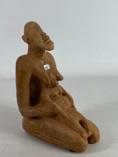null Maternité assise en terre cuite, DJENNE, Mali

thermoluminescence : XI-XVI siècles.

Dim :...
