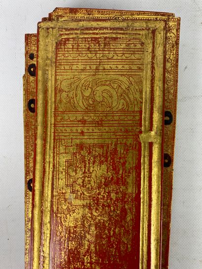 null BURMA.

Old Buddhist manuscript "Kammavaca" complete.

Ordination book offered...