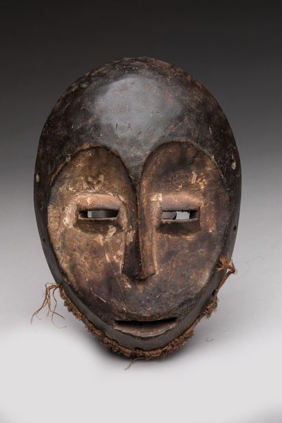 null Grade mask, LEGA, Democratic Republic of Congo.

Wood, pigments

Dim: 21x14,...