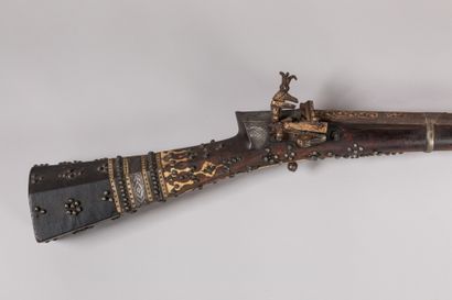 null MOROCCO.

Wood, bone, metal, gold.

"Moukhala" flintlock rifle with flint to...