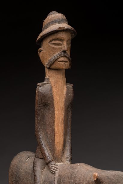 null République Démocratique du Congo.

Figure de cavalier en bois sculpté figurant...