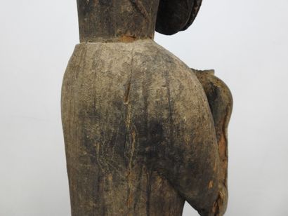null BAOULE, Ivory Coast.

Wood, thick granular sacrificial patina, 

Large and ancient...