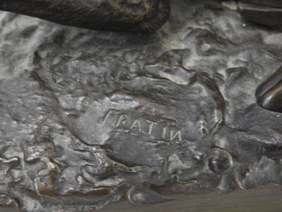 null Christophe FRATIN (1801-1864) d'après. Le cerf couché. Epreuve en bronze. Signé....