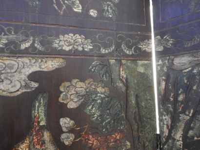 null CHINA: Important eight-leaf screen in Coromandel lacquer decorated with characters....