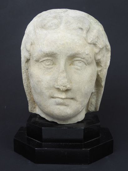 null IMPORTANT marble HEAD probably representing the portrait of the Empress Julia...