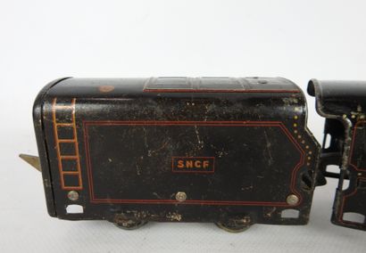 null JEP: SNCF locomotive and coal tender in painted and lettered sheet metal. Bass-Volt...