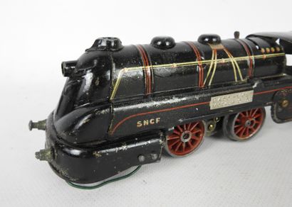 null JEP: SNCF locomotive and coal tender in painted and lettered sheet metal. Bass-Volt...