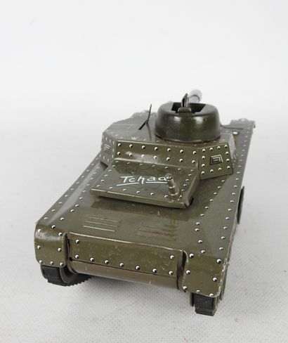 null JOUSTRA : Tank N°10 Tchad in lithographed sheet metal, mechanical. GOOD CON...