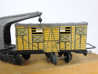 null JEP Unis France: Painted and lithographed canvas crane car. Ref. 4587. Length:...