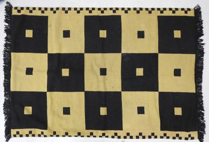 null TAPIS rectangulaire en laine nouée vers 1960/70 doublure. 180 x 126 cm. A n...