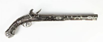 null Flintlock pistol signed "Barnett London", circa 1825-1830

Octagonal case-hardened...