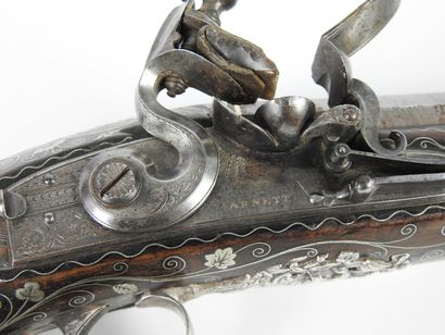 null Flintlock pistol signed "Barnett London", circa 1825-1830

Octagonal case-hardened...