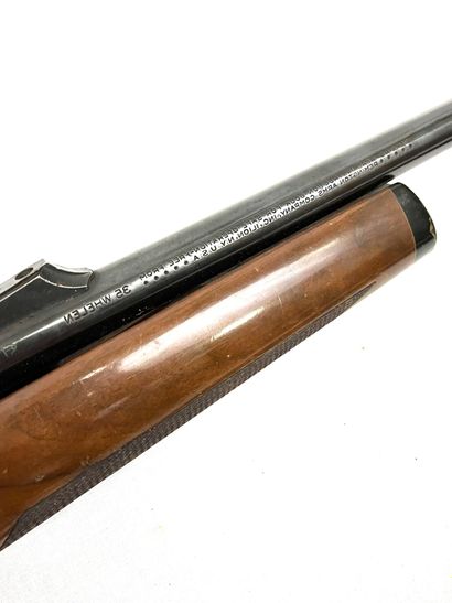 null Pump action rifle REMINGTON 7600 caliber 35 Whelen. Barrel length 58cm, stock...