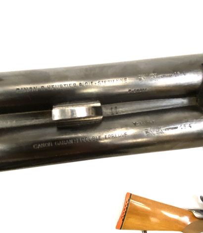 null Rifle juxtaposed CHARLIN gauge 12/70. Length of 70cm, length of stick 38cm....