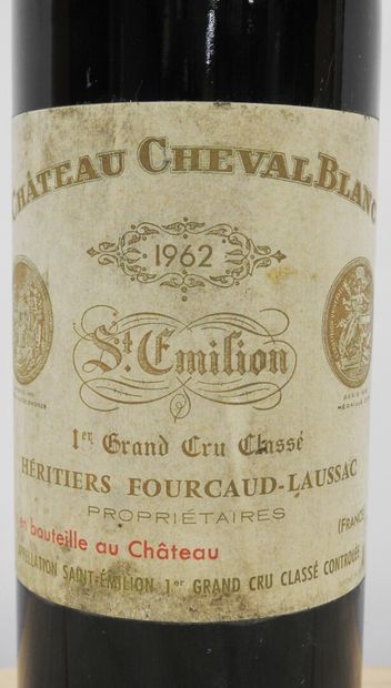 null 1 bouteille

Château Cheval Blanc - Saint Emilion - 1962

Quelques taches à...