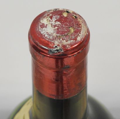 null 1 magnum

Château Cheval Blanc - Saint Emilion - 1967 - Calvet 

Some stains...