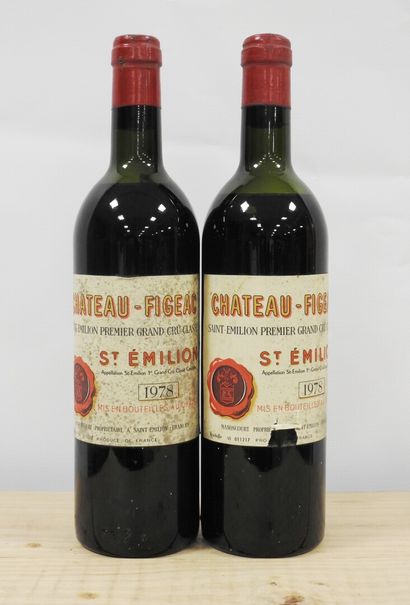 2 bottles 
Château Figeac - Saint Emilion...