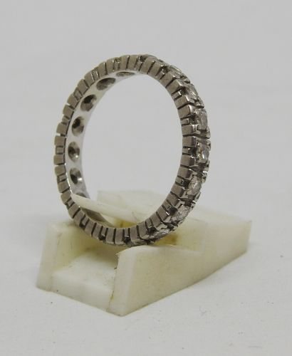 null American wedding ring in platinum set with brilliant-cut diamonds. (slight deformation...