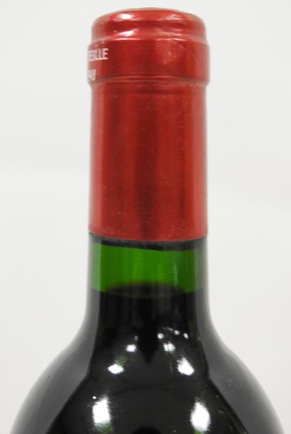 null 1 bouteille

Petrus - Pomerol - 1988

Petites usures à l'étiquette