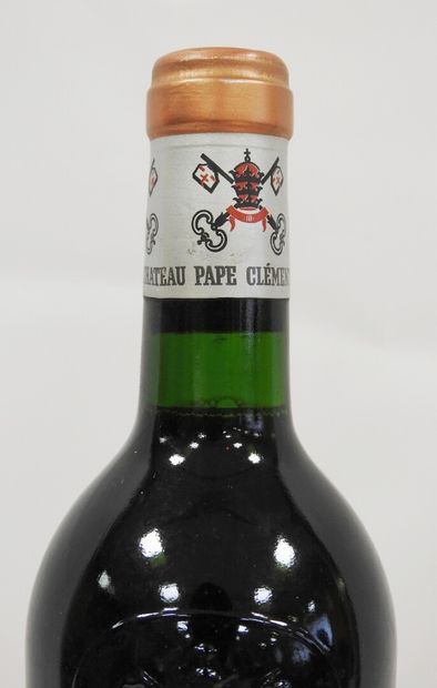 null 1 bottle

Château Pape Clément - Graves - 1990