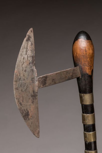 null Ancient and beautiful ceremonial axe, ZULU, South Africa.


Wood, iron, brass...